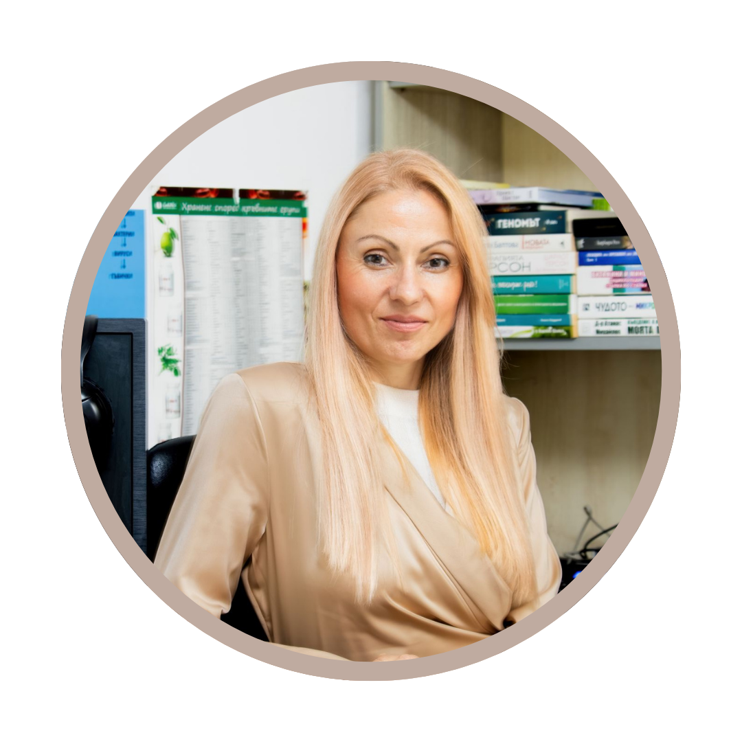 Pastel beige Ivory Professional Photographer Profile Photo Instagram Post